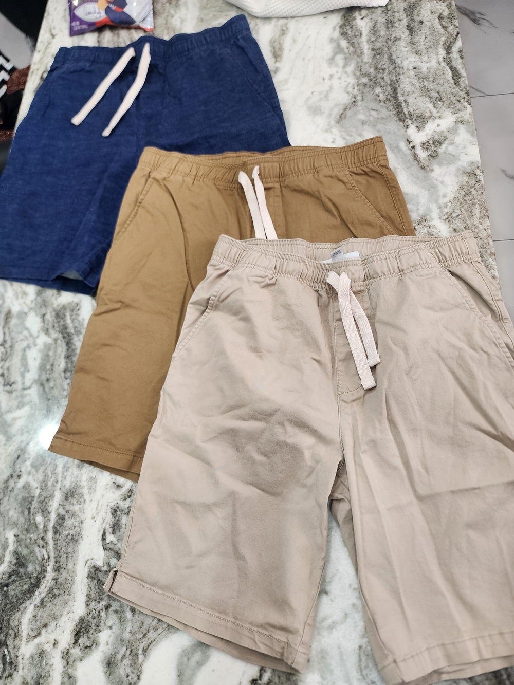 3 Pairs Goodfellow & Co Men's Casual Drawstring Shorts - Blue, Tan, Beige Flaw